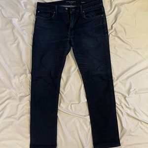 33x32 Banana Republic Dark Rinse Slim Traveler Jeans